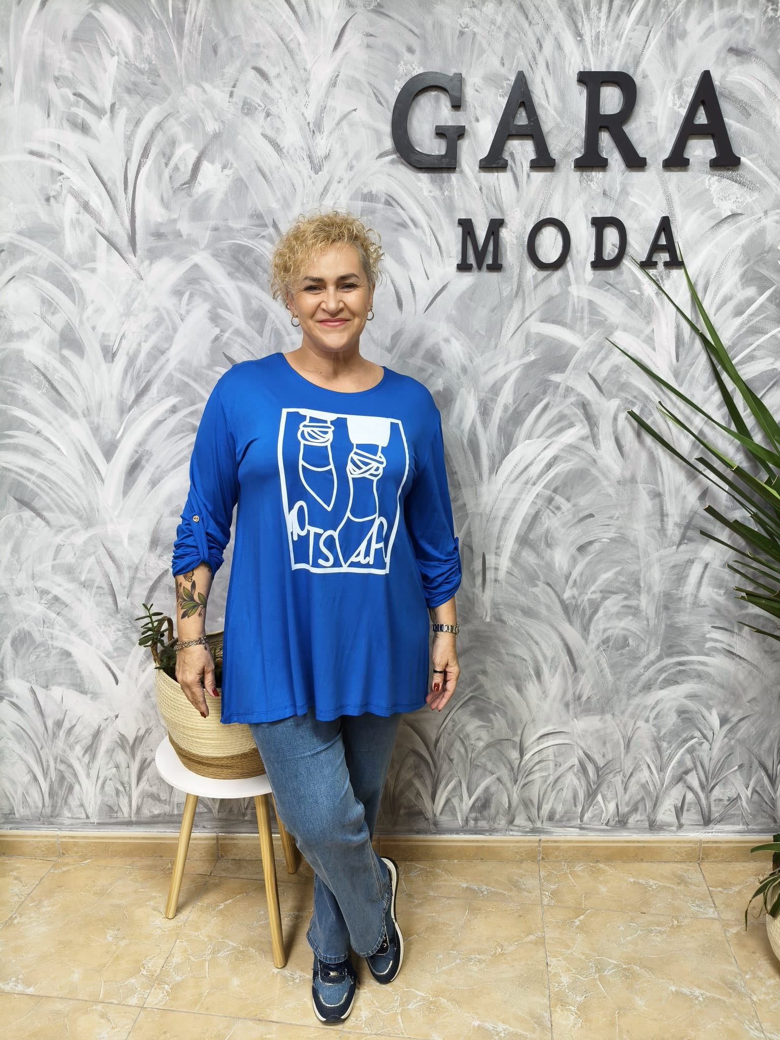 Camiseta PASTORA - GARA